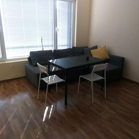 Cozy Apartament Naydenov Apartment Бургас Екстериор снимка